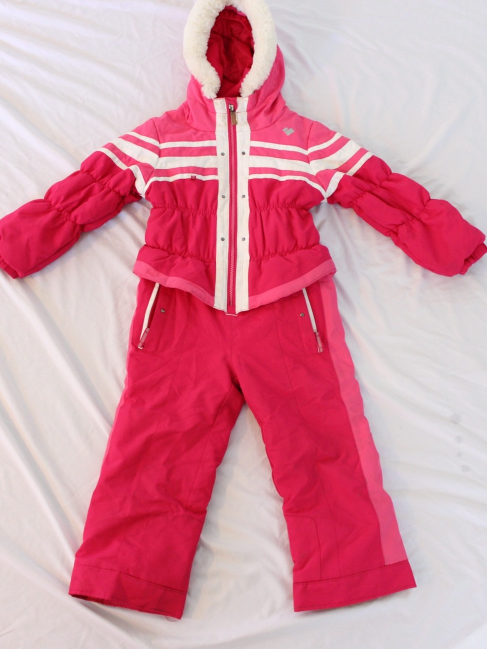 Obermeyer Girls Snowsuit Size 5
Pink Ski Suit I-Grow
